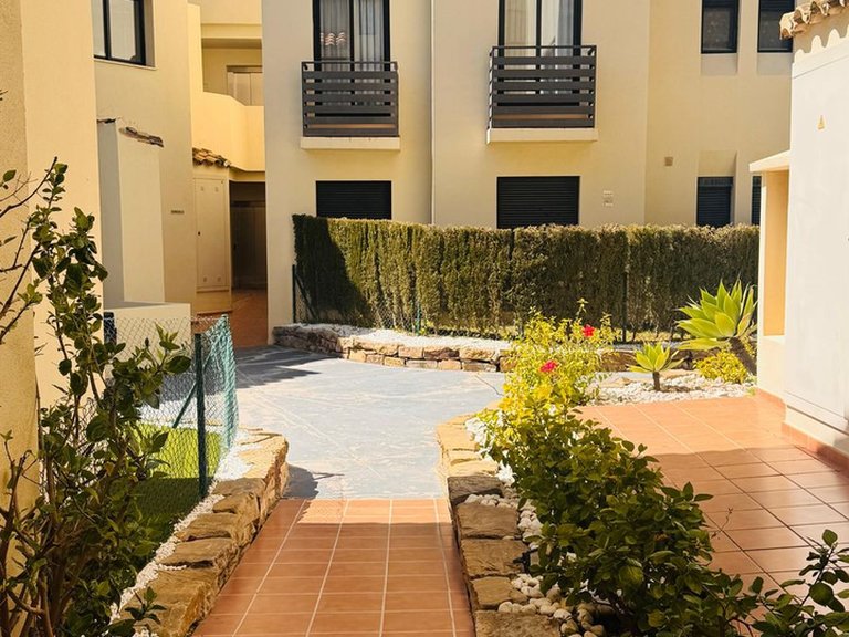 Apartment for Sale in Selwo, Malaga 34