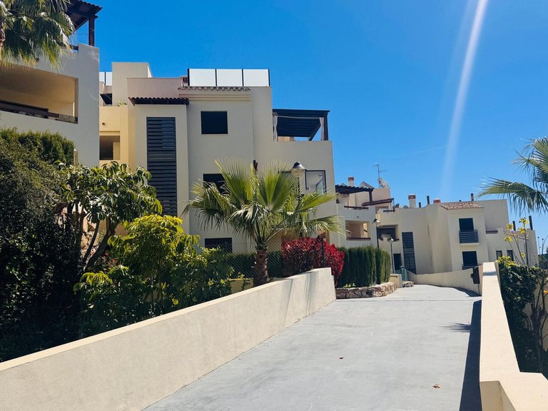 Apartment for Sale in Selwo, Malaga 38