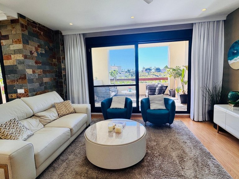 Apartment for Sale in Selwo, Malaga 5