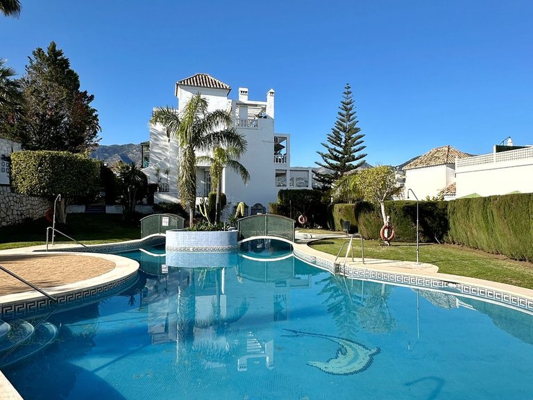 Apartment for Sale in Fuengirola, Malaga 25