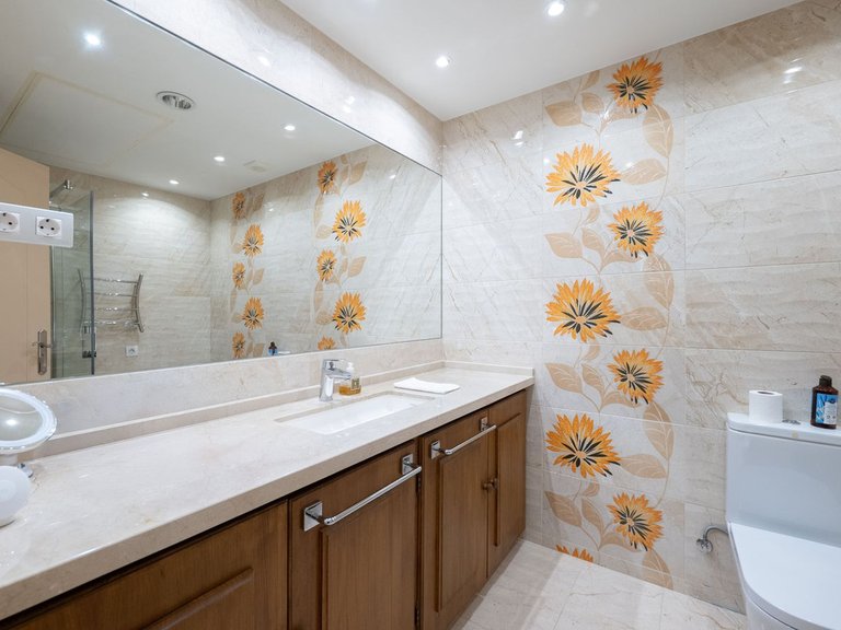 Apartment for Sale in Puerto Banús, Malaga 16