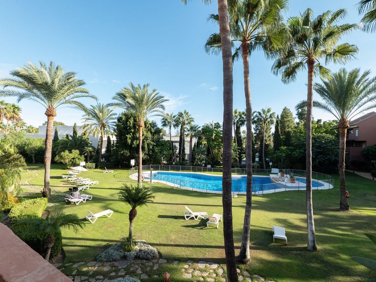 Apartment for Sale in Puerto Banús, Malaga 7