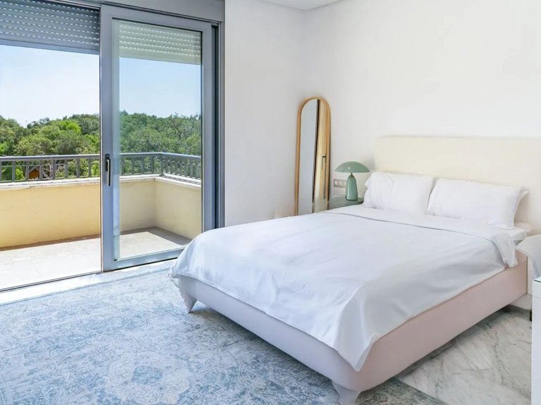Villa for Sale in Sotogrande, Cadiz 20