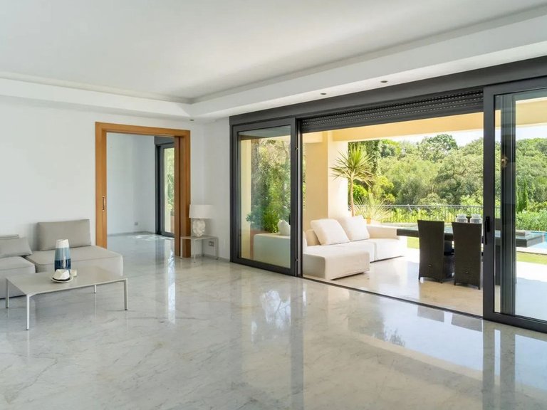 Villa for Sale in Sotogrande, Cadiz 24