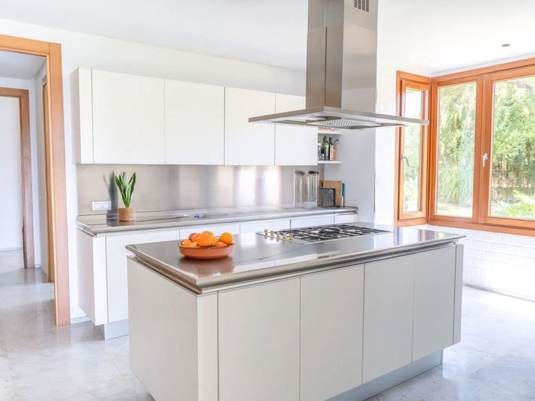 Villa for Sale in Sotogrande, Cadiz 26
