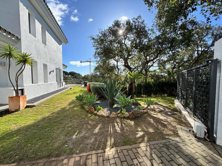 Villa for Sale in Sotogrande, Cadiz 7