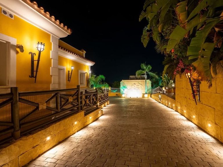 Villa for Sale in Sotogrande Alto, Cadiz 11