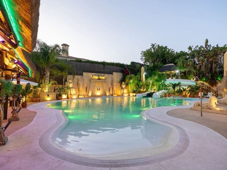 Villa for Sale in Sotogrande Alto, Cadiz 28