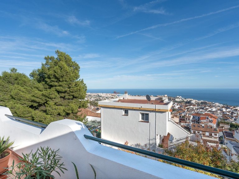 Apartment for Sale in Benalmadena, Malaga 12