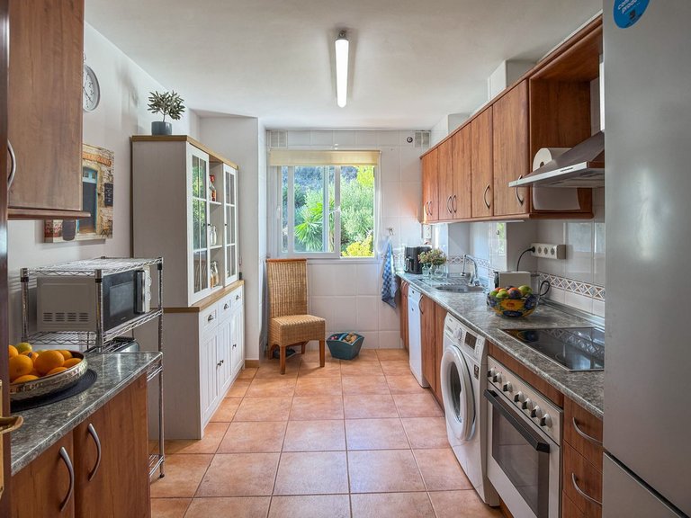 Apartment for Sale in Benalmadena, Malaga 23