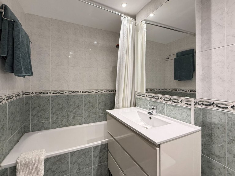 Apartment for Sale in Benalmadena, Malaga 26