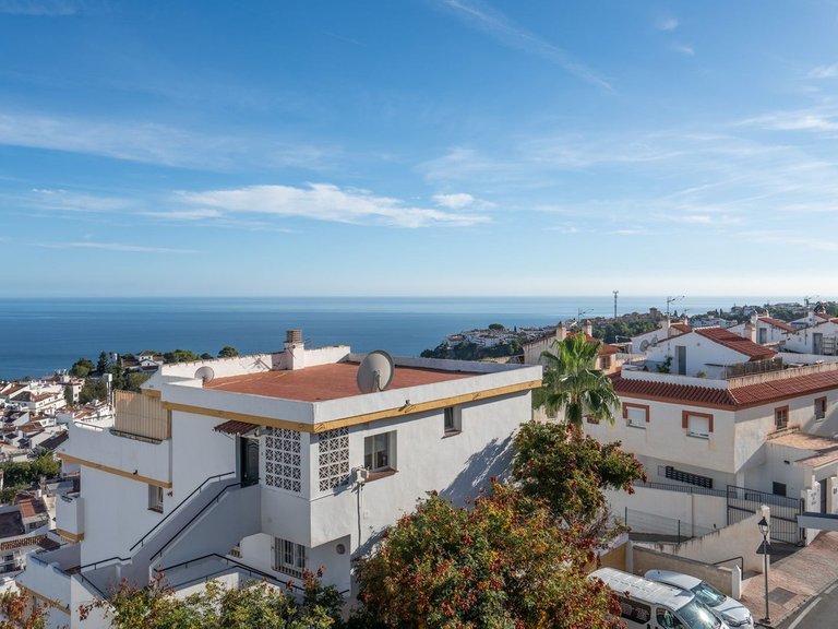 Apartment for Sale in Benalmadena, Malaga 4
