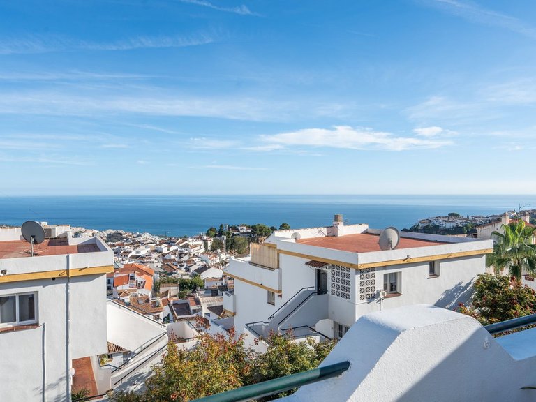 Apartment for Sale in Benalmadena, Malaga 5