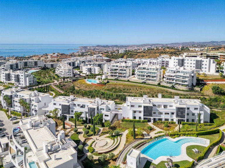Apartment for Sale in Fuengirola, Malaga 27