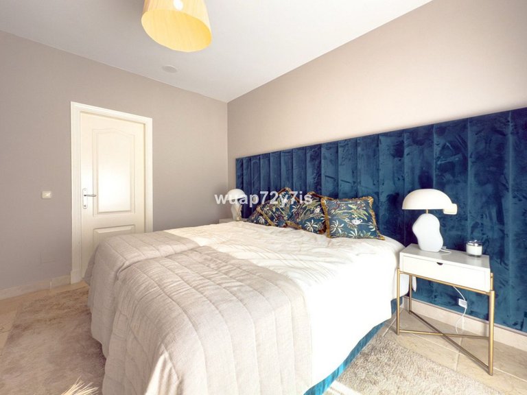 Apartment for Sale in Estepona, Malaga 15