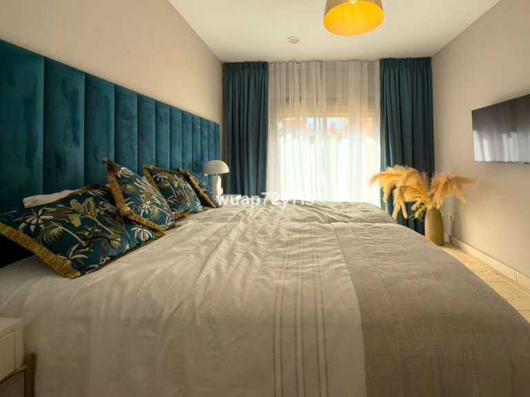 Apartment for Sale in Estepona, Malaga 16
