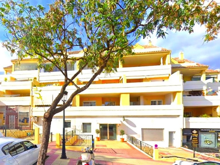 Apartment for Sale in Estepona, Malaga 1