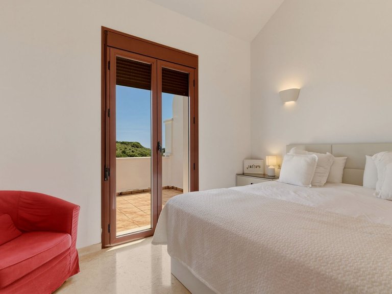 Villa for Sale in Doña Julia, Malaga 11