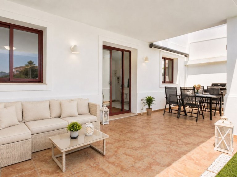 Villa for Sale in Doña Julia, Malaga 13