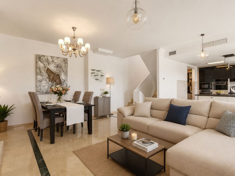 Villa for Sale in Doña Julia, Malaga 7
