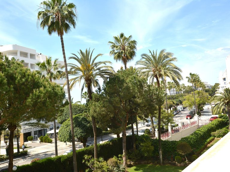 Apartment for Sale in Marbella, Malaga 10