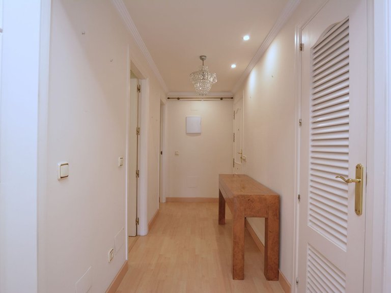 Apartment for Sale in Marbella, Malaga 17