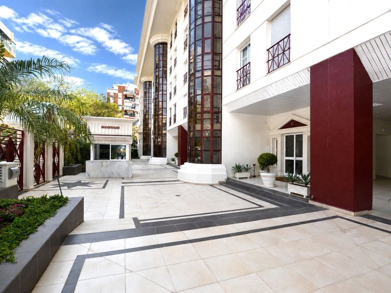 Apartment for Sale in Marbella, Malaga 36