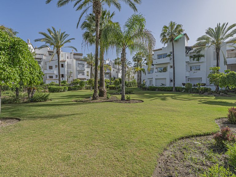 Apartment for Sale in Costalita, Malaga 2