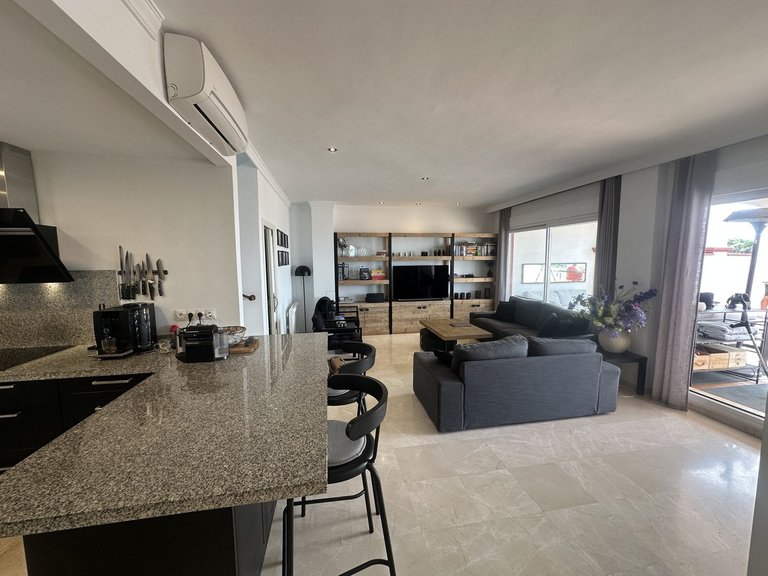 Penthouse for Sale in Elviria, Malaga 11