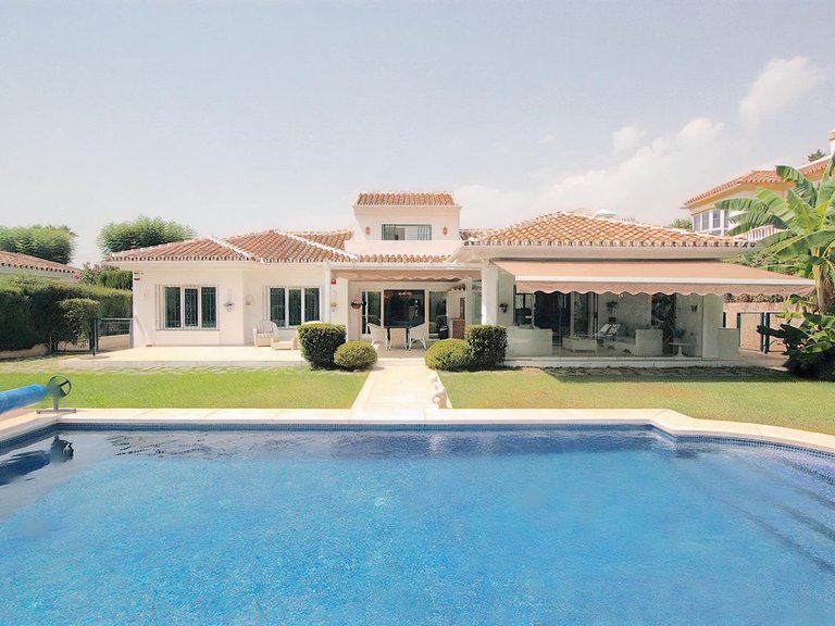 Villa for Sale in Inland Mijas Golf, Malaga 31