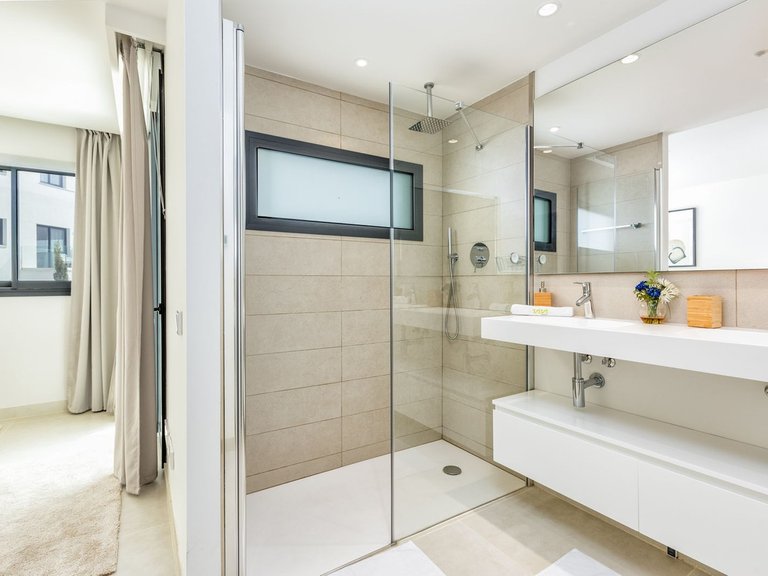 Apartment for Sale in Fuengirola, Malaga 13