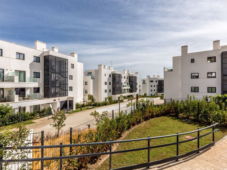 Apartment for Sale in Fuengirola, Malaga 15