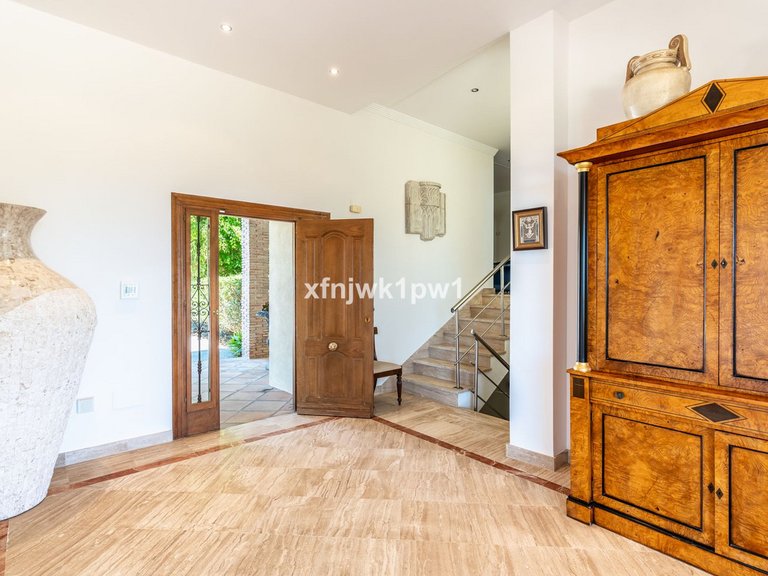 Villa for Sale in Benahavís, Malaga 22