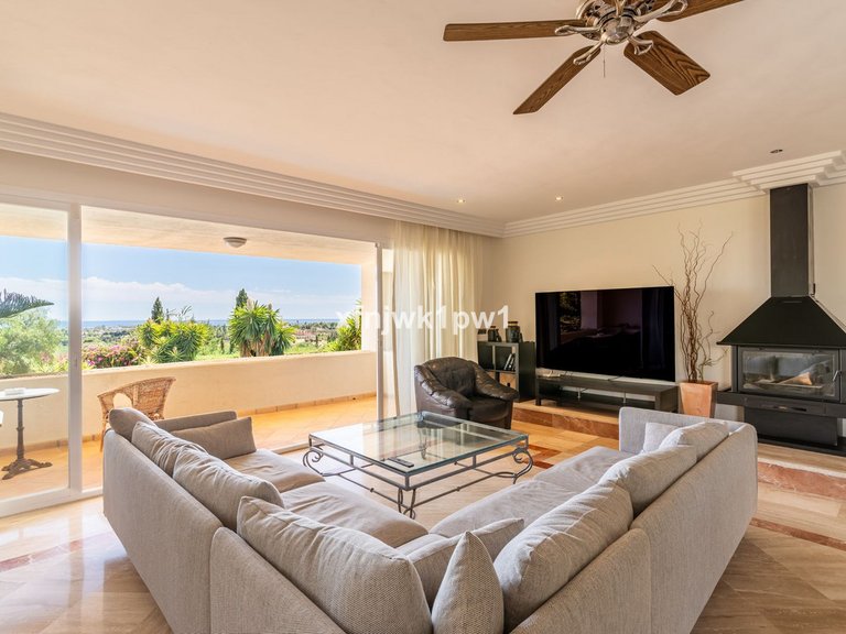 Villa for Sale in Benahavís, Malaga 25
