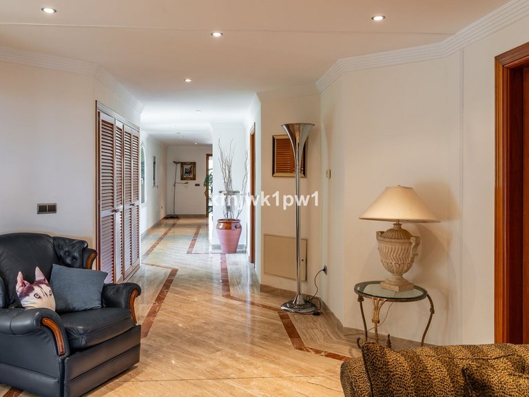 Villa for Sale in Benahavís, Malaga 28