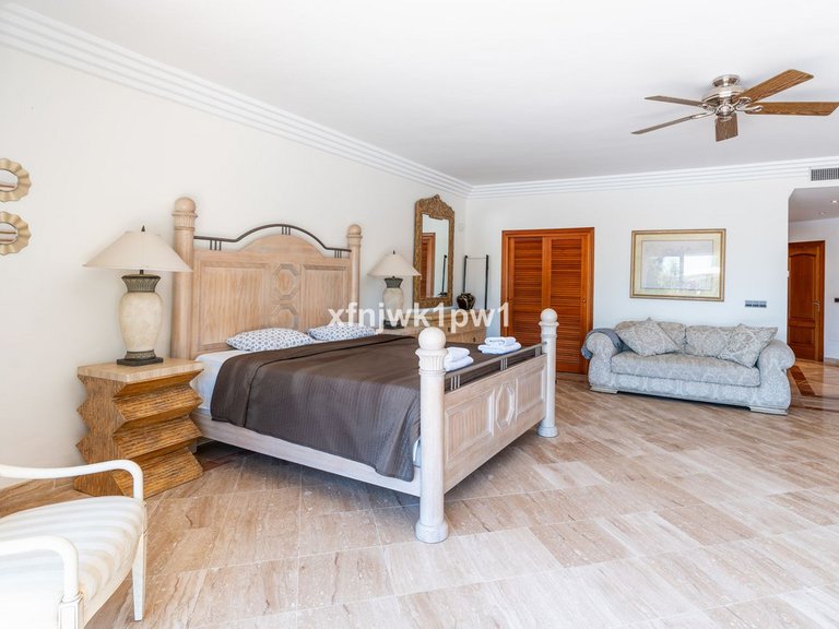 Villa for Sale in Benahavís, Malaga 49