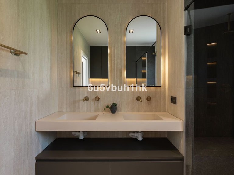 Villa for Sale in Benahavís, Malaga 31
