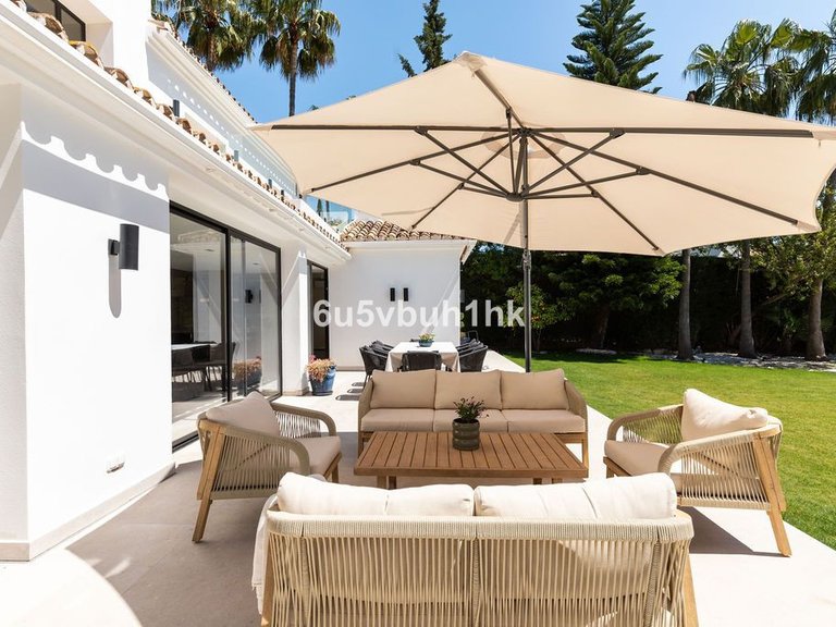 Villa for Sale in Benahavís, Malaga 41