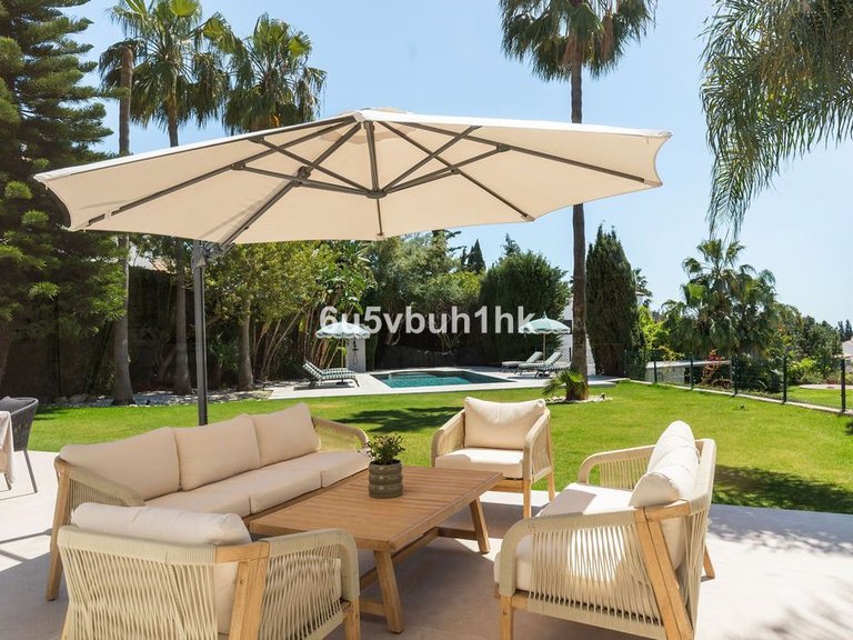 Villa for Sale in Benahavís, Malaga 43
