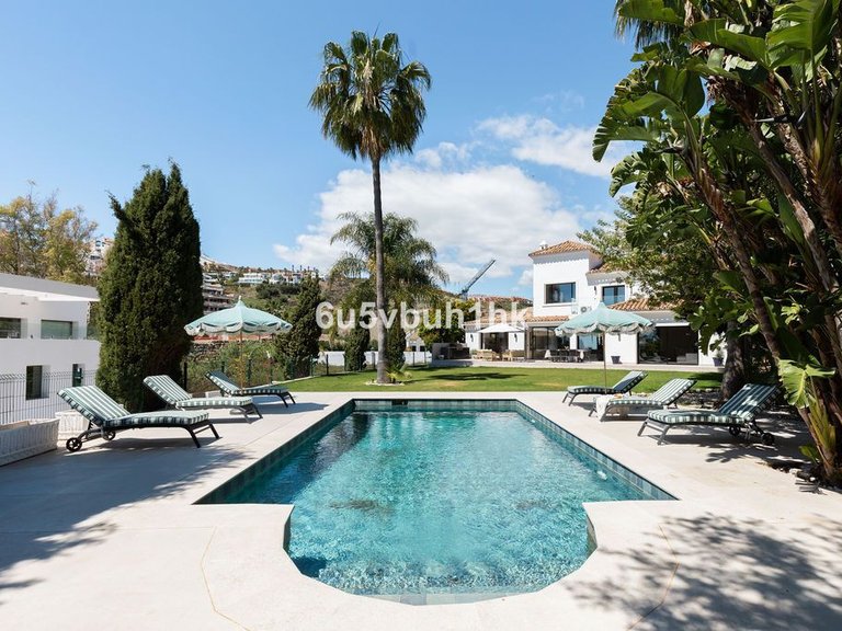 Villa for Sale in Benahavís, Malaga 48