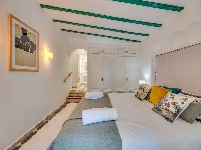 Villa for Sale in Nueva Andalucía, Malaga 12