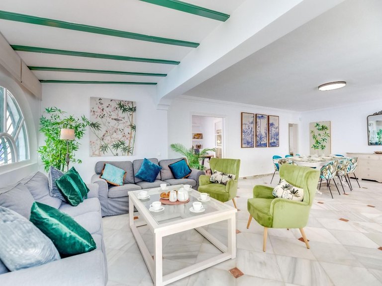 Villa for Sale in Nueva Andalucía, Malaga 2
