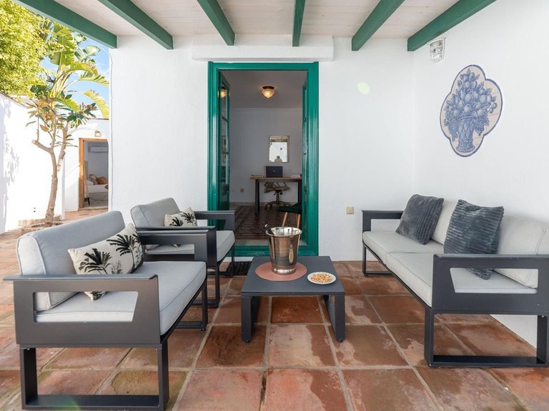 Villa for Sale in Nueva Andalucía, Malaga 38