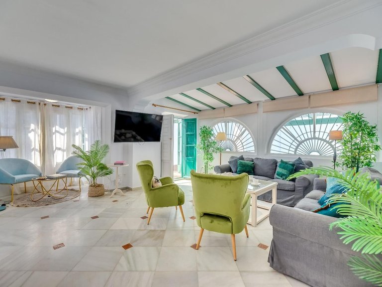 Villa for Sale in Nueva Andalucía, Malaga 4