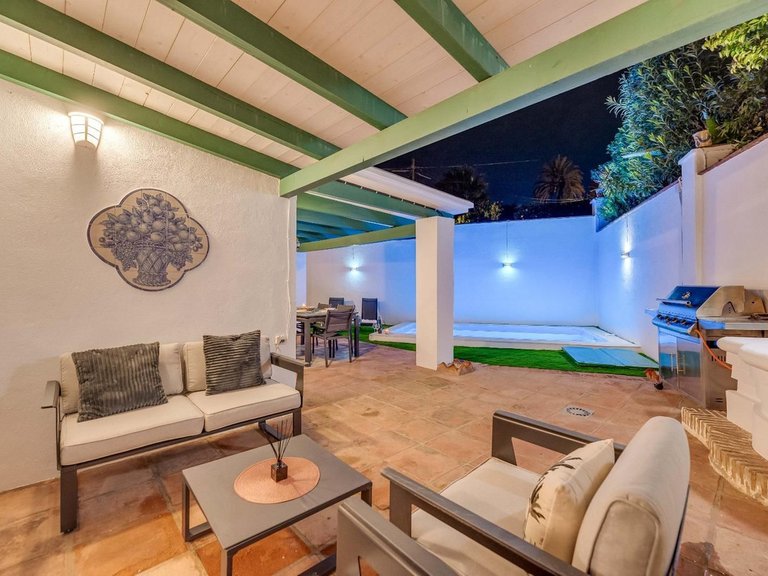 Villa for Sale in Nueva Andalucía, Malaga 48
