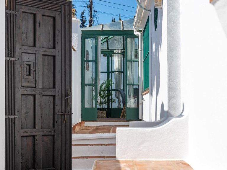 Villa for Sale in Nueva Andalucía, Malaga 50