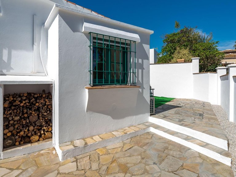 Villa for Sale in Nueva Andalucía, Malaga 51