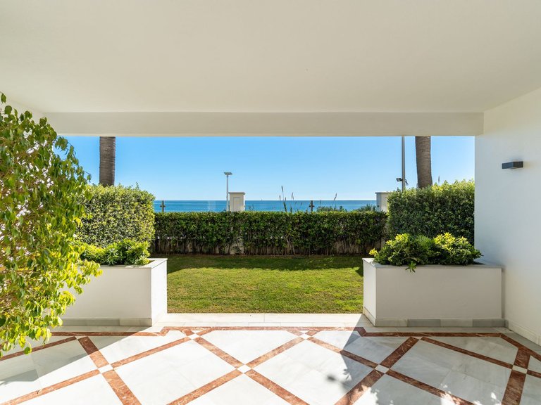 Apartment for Sale in Estepona, Malaga 1