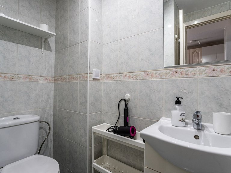 Apartment for Sale in Benalmadena Costa, Malaga 10
