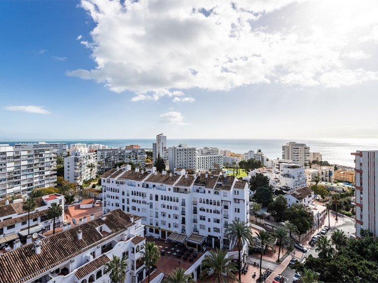 Apartment for Sale in Benalmadena Costa, Malaga 13